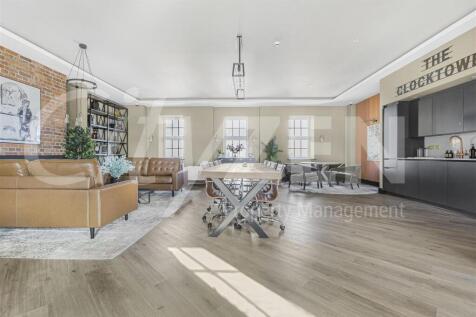 RESIDENTS LOUNGE