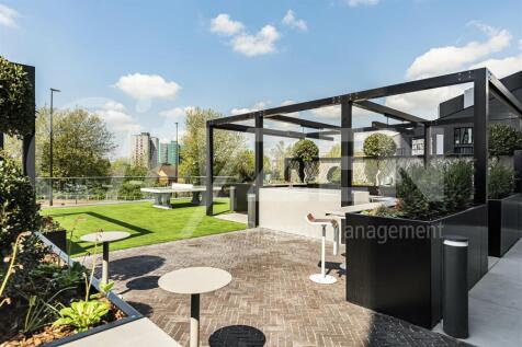 ROOF GARDEN