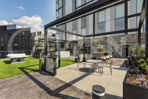 ROOF GARDEN