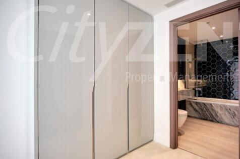 WARDROBES TO MASTER BEDROOM