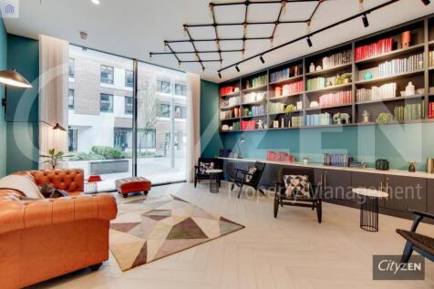 RESIDENTS LOUNGE/LIBRARY