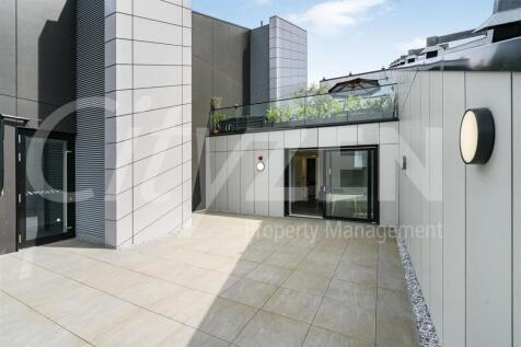 ROOF TERRACE