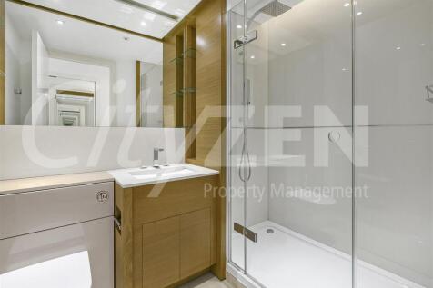 EN SUITE SHOWER ROOM