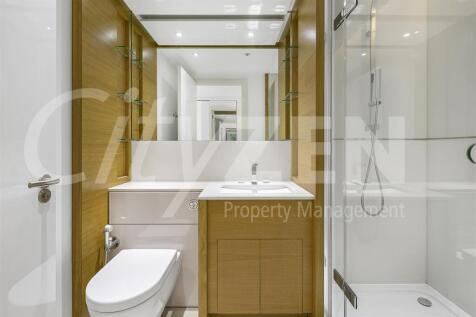 EN SUITE SHOWER ROOM