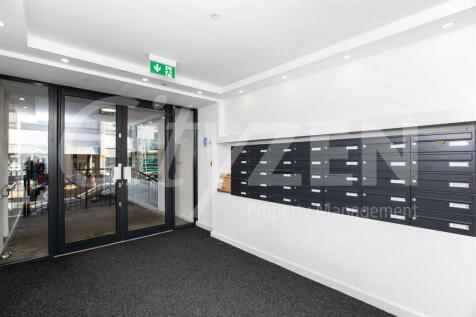 COMMUNAL LOBBY