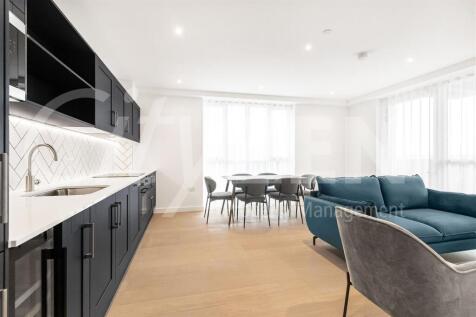 KITCHEN/RECEPTION