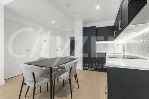 RECEPTION/KITCHEN
