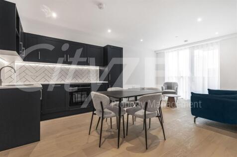 RECEPTION/KITCHEN