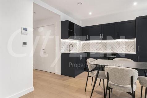 RECEPTION/KITCHEN