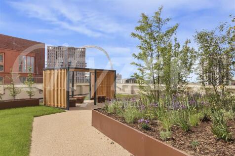 ROOF GARDEN