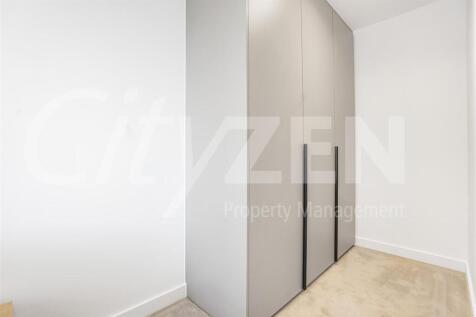 AMPLE BUILT IN STORAGE