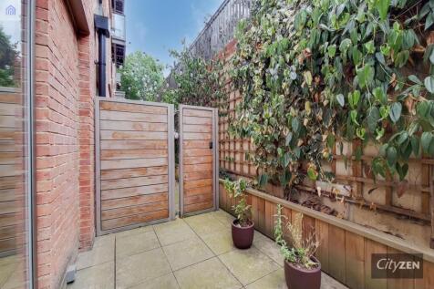 PRIVATE TERRACE