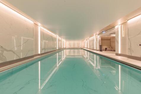 RESIDENTS POOL