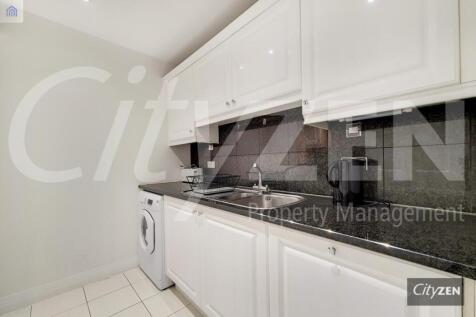 SEPARATE KITCHEN