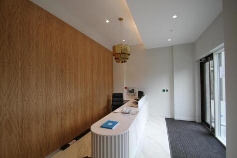 CONCIERGE ENTRANCE