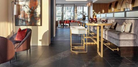 RESIDENTS BAR