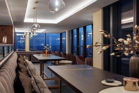 RESIDENTS LOUNGE