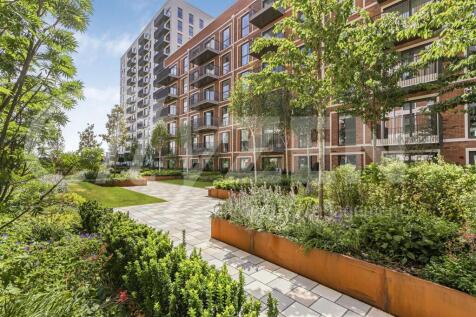 RESIDENTS GARDENS