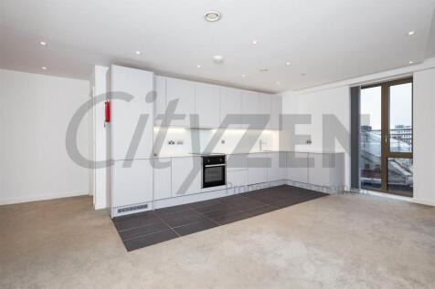 RECEPTION / KITCHEN