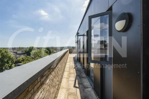 ROOF TERRACE