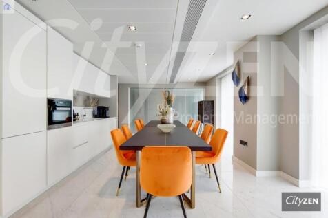 RESIDENTS PRIVATE DINING ROOM