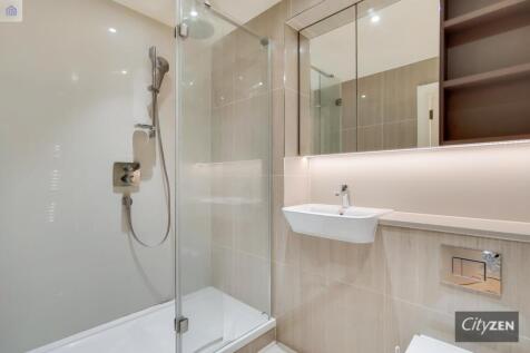 EN -SUITE