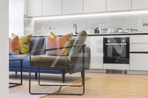 RECEPTION/KITCHEN