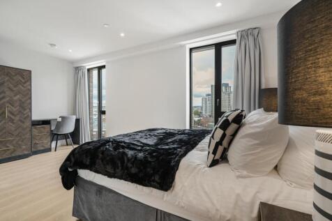 PHOTO OF OUR 2 BEDS