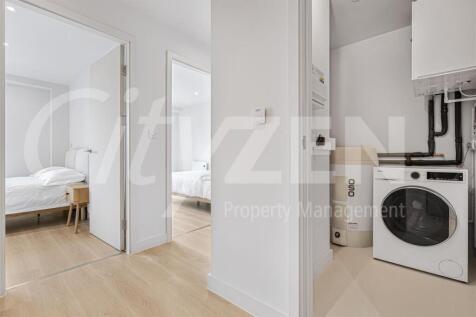 PHOTO OF OUR 2 BEDS
