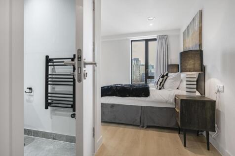 PHOTO OF OUR 2 BEDS
