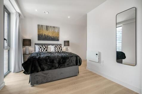 PHOTO OF OUR 2 BEDS
