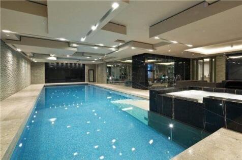 RESIDENTS SWIMMING POOL
