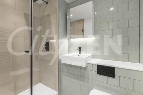 EN SUITE SHOWER