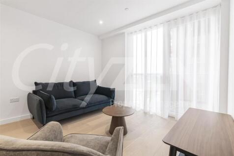 RECEPTION AREA (PHOTO OF SIMILAR APARTMENT)