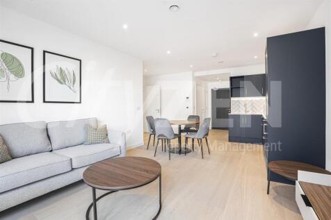 RECEPTION AREA (SIMILAR APARTMENT)