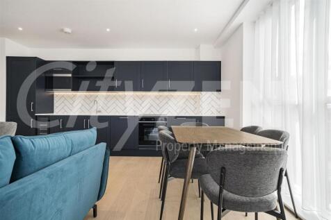 RECEPTION (SIMILAR APARTMENT)