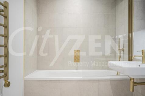 BATHROOM (SIMILAR APARTMENT)