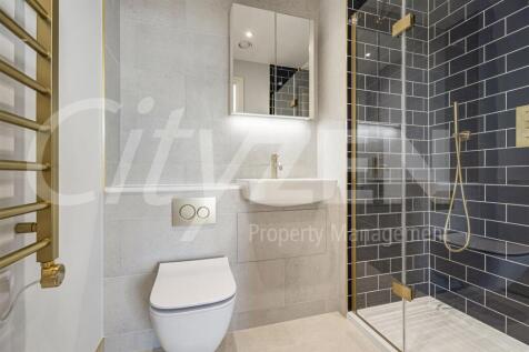 BATHROOM (SIMILAR APARTMENT)