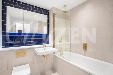 BATHROOM (SAME FLAT TYPE)