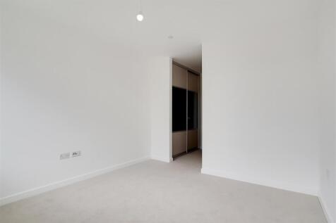 BEDROOM/DRESSING AREA