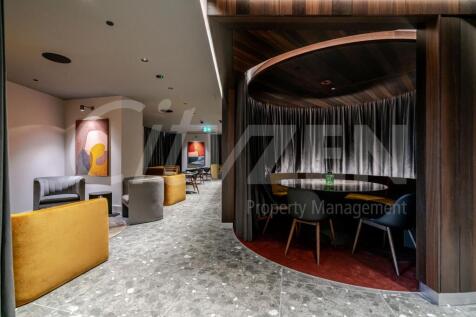 COMMUNAL LOUNGE AREA