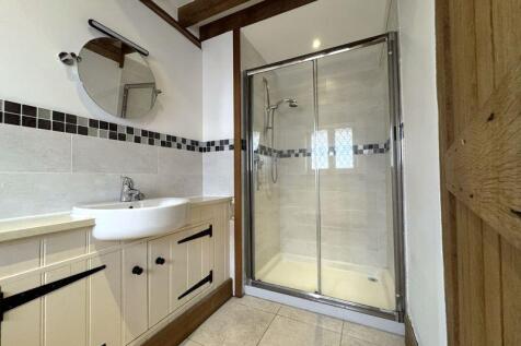 Master Ensuite