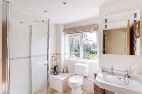 Family Shower Room