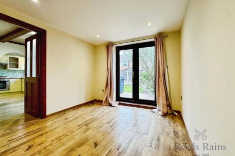 Gf Bedroom/Reception
