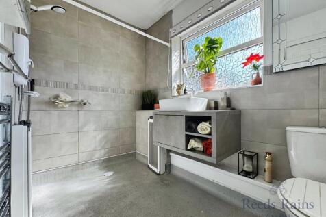Annex Bathroom