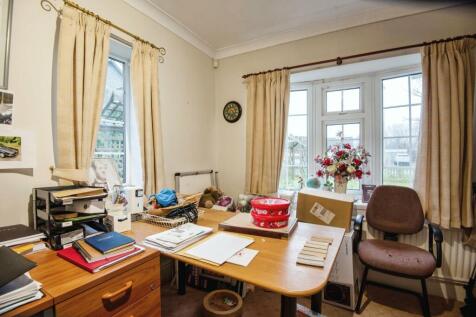 Bedroom 3/Office