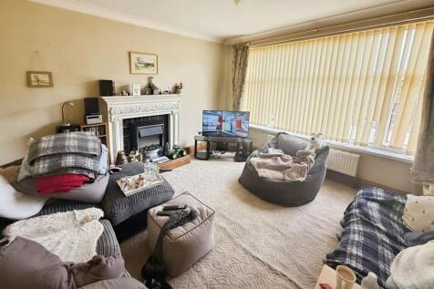 Living Room (Gf)