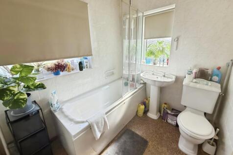 Bathroom (Tf)