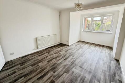 Dining Room/Bedroom