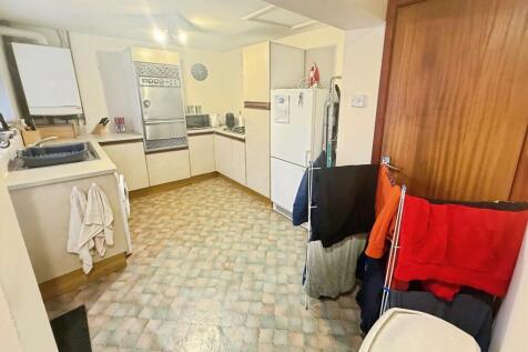 Flat A 8 Dyke Street